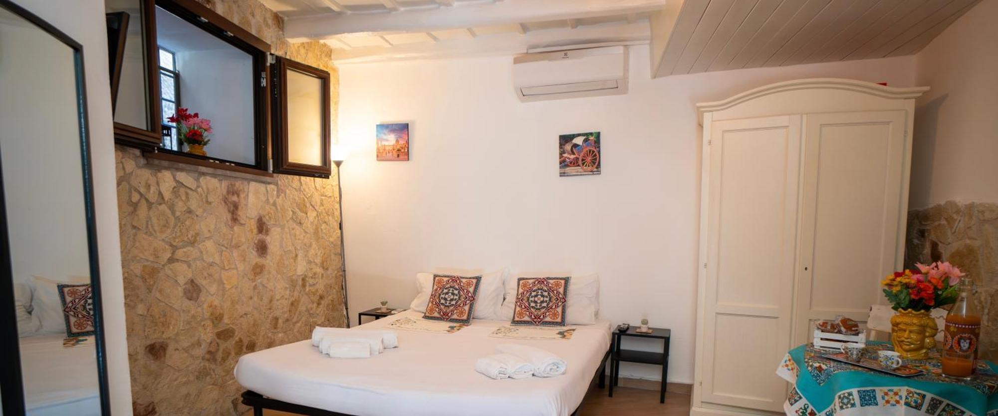 Albergheria Little Home Palermo Exterior photo